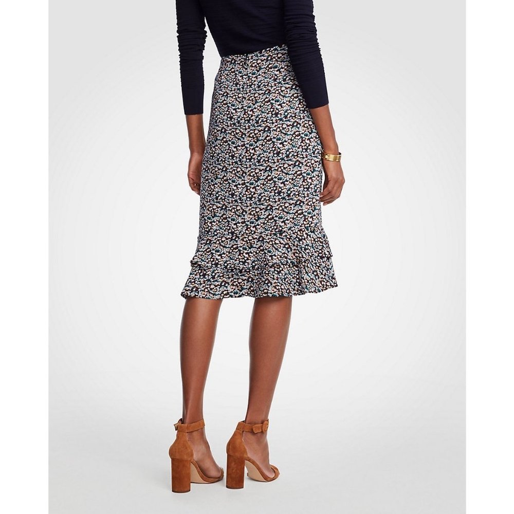 SOLD NWT ann taylor ruffled pencil skirt size 14 floral - Picture 3 of 8
